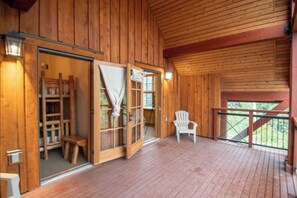 Interior - Peak & Pine: 4-bedroom mountain townhouse at Kicking Horse Mountain Resort (Golden)