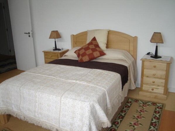 1 habitación y ropa de cama 