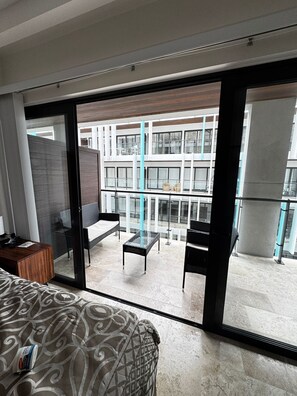 Interior - Luxury 2BR/2BA Condo in Playa del Carmen – Steps to Beach & 5th Ave, Pool & Gym (Playa del Carmen)