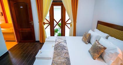 Serene Villa Airport Transit