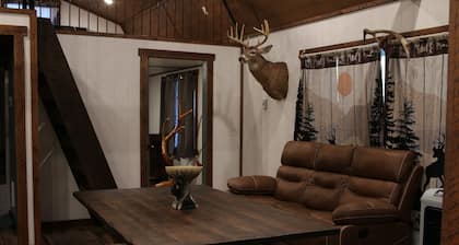 Cozy Cabin on 20 Acres with Stunning Mountain Views in Saint Ignatius