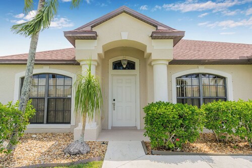 VRCC Villa Poolside Palms