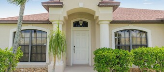 VRCC Villa Poolside Palms