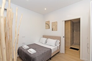1 bedroom, iron/ironing board, Internet, bed sheets