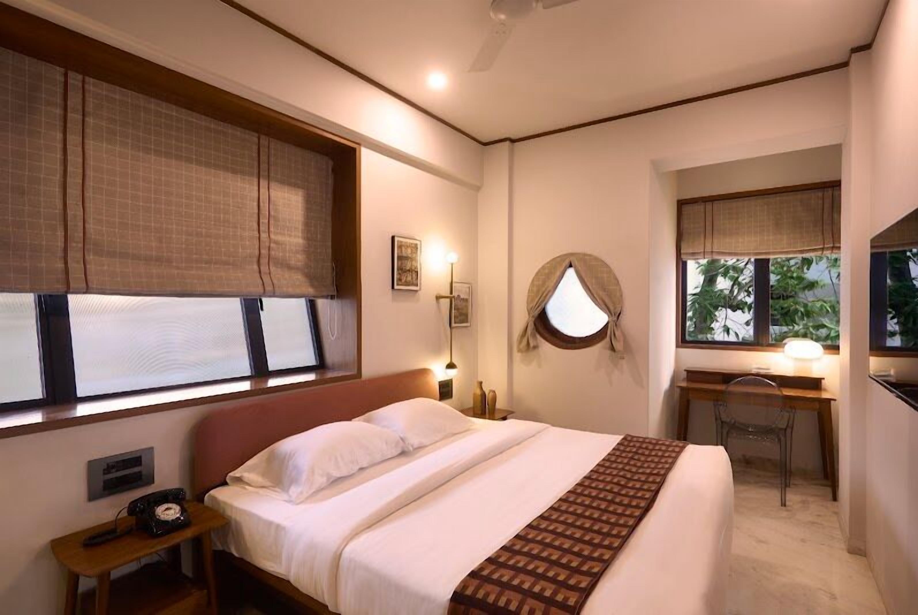 经典双人房 | 办公桌、笔记本电脑工作区、熨斗/熨衣板、免费 WiFi