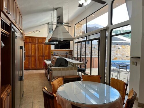 3-bedroom house in Punta Leona Puntarenas with pool, AC and WiFi