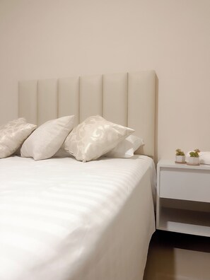 Individually decorated, individually furnished, free WiFi, bed sheets - Posada Express Fast Check (Santa Cruz)