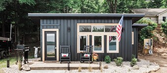 Modern Twin Cabin on Lake Charlevoix, Boat Rentals