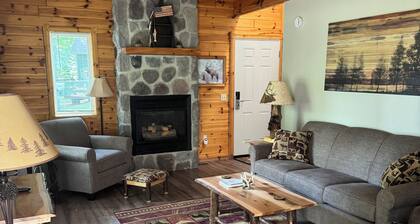 Thunderbay Golf Resort Newly remodeled Chalet on 8th hole Hillman MI