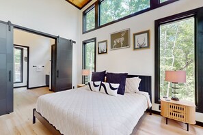 3 habitaciones, acceso a internet y ropa de cama 