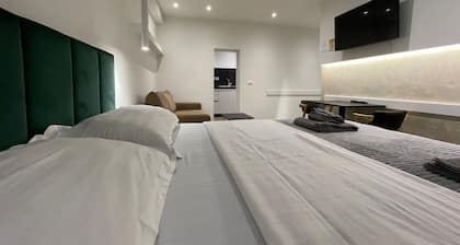 Le petit 2 - Studio Apartment