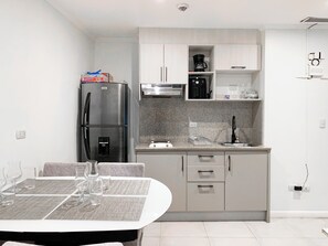 Microwave, stovetop, dishwasher