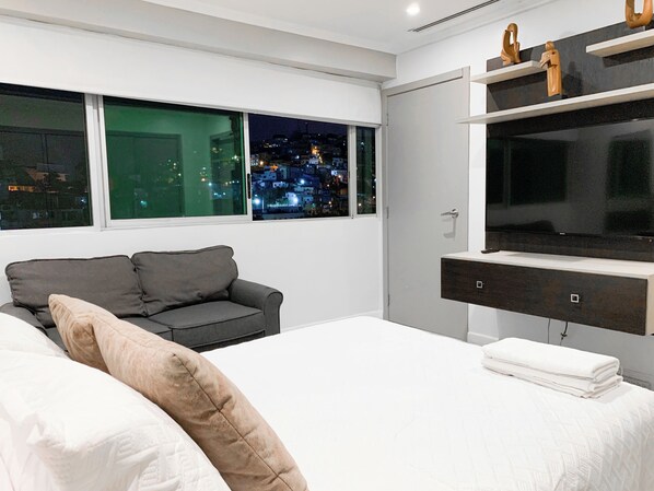 1 bedroom, iron/ironing board, WiFi, bed sheets