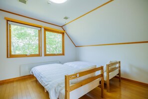 2 chambres, bureau, Wi-Fi gratuit, draps fournis