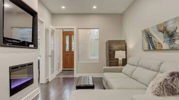 Téléviseur connecté, foyer