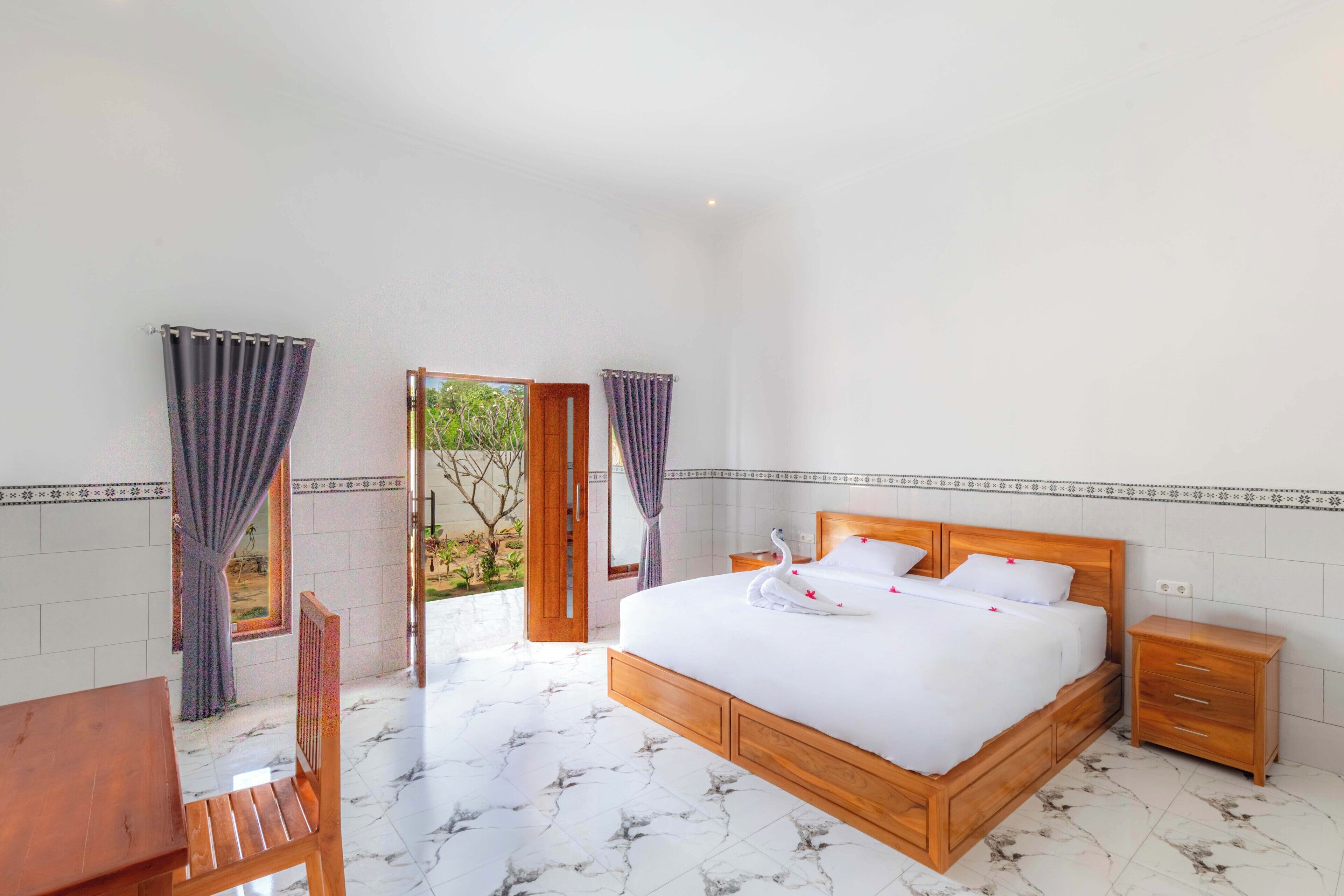 Standard Double Room, Garden View | Free WiFi