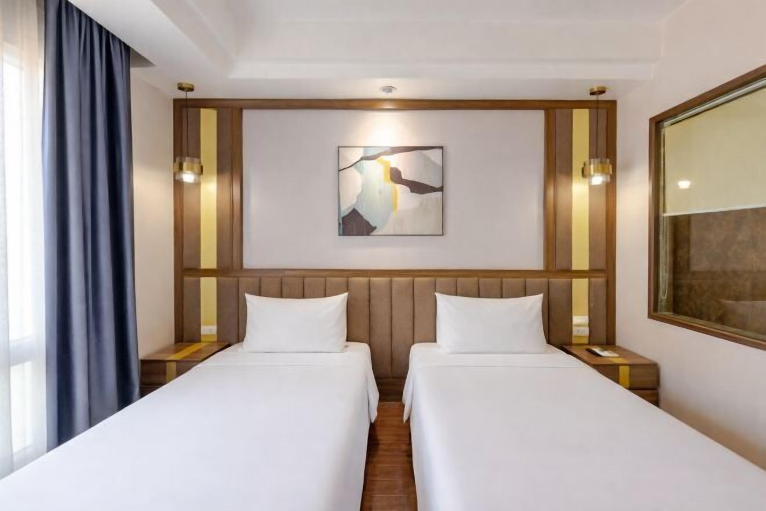 Ylelliset vuodevaatteet, pillowtop-patjalliset sängyt