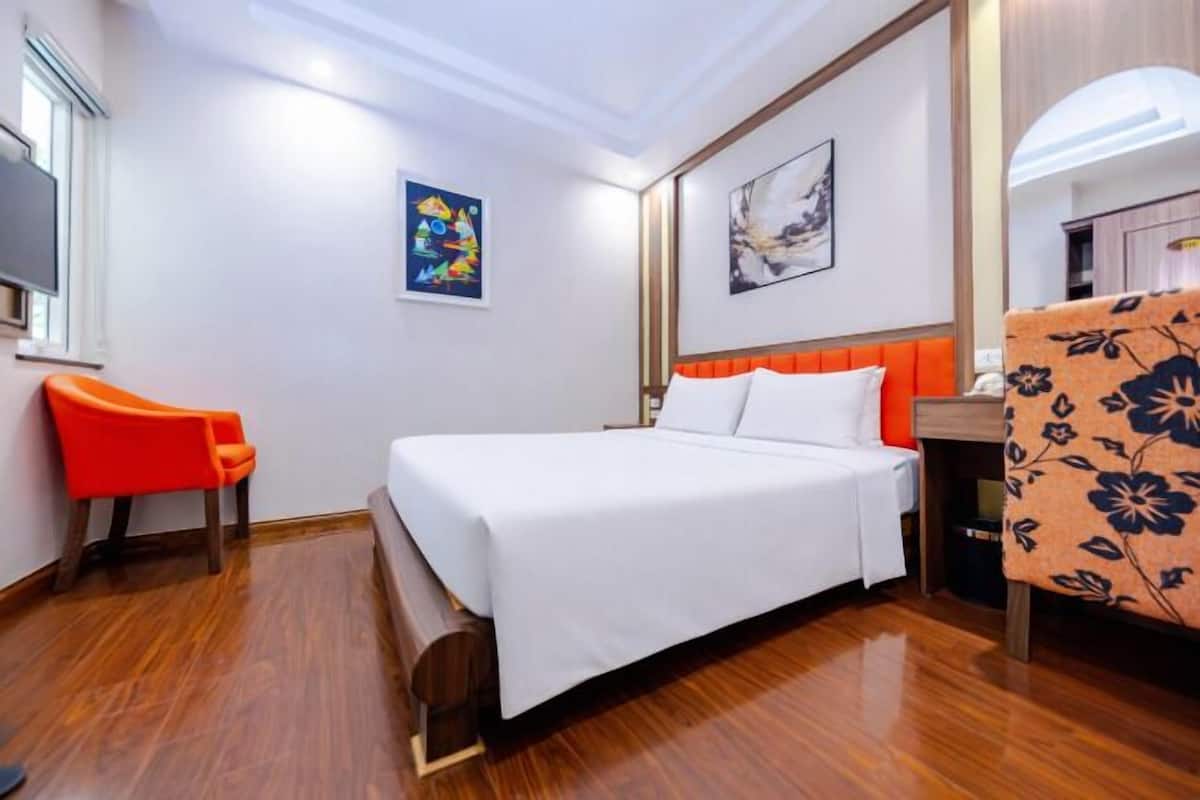 Ylelliset vuodevaatteet, pillowtop-patjalliset sängyt