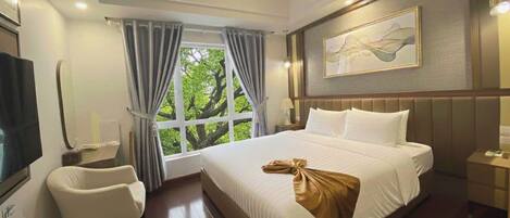 Deluxe Double or Twin Room, Non Smoking, City View