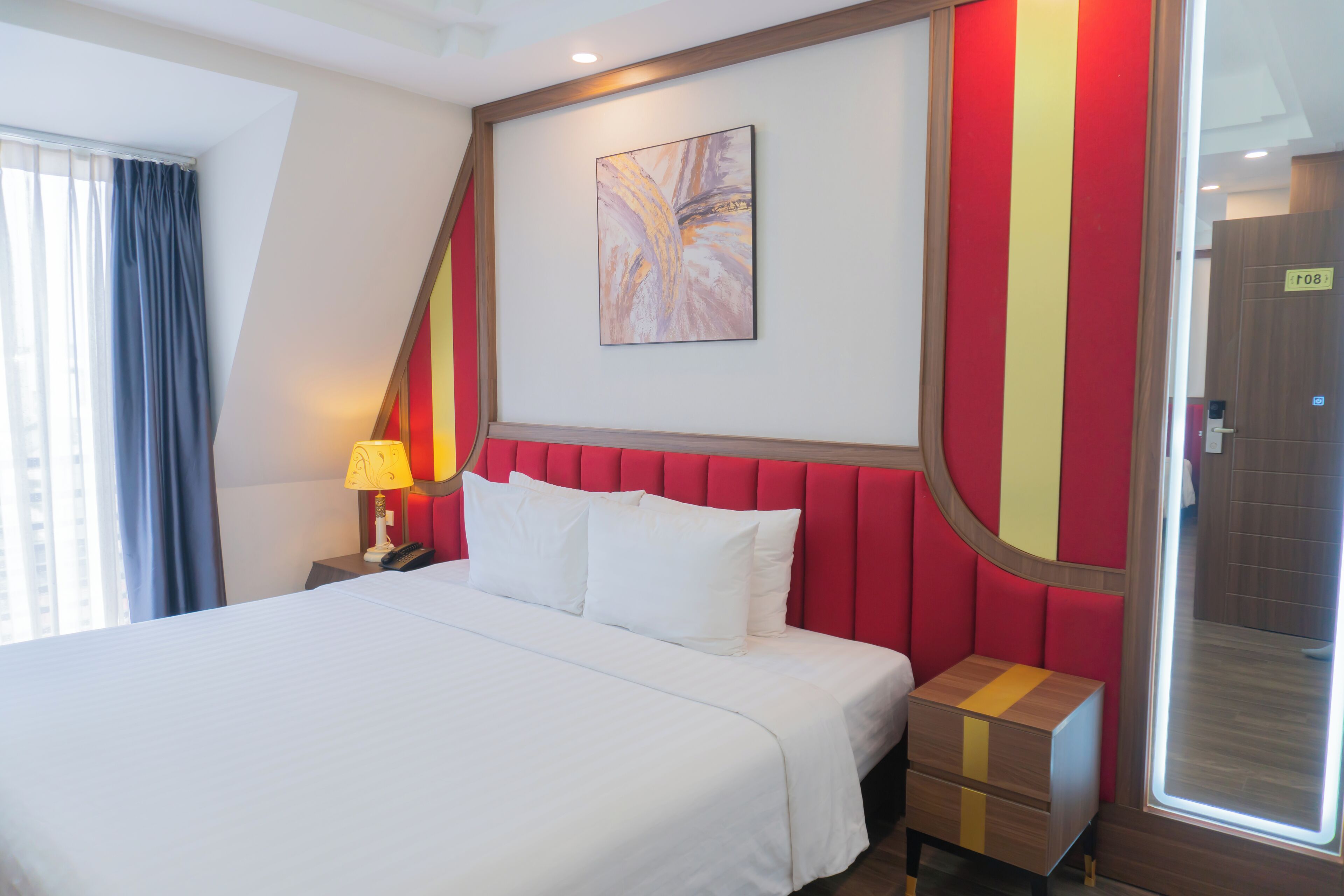 Junior Quadruple Room, Non Smoking, City View