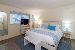 2 bedrooms, iron/ironing board, travel cot, WiFi