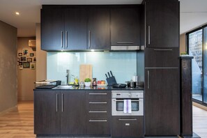 Fridge, microwave, oven, stovetop