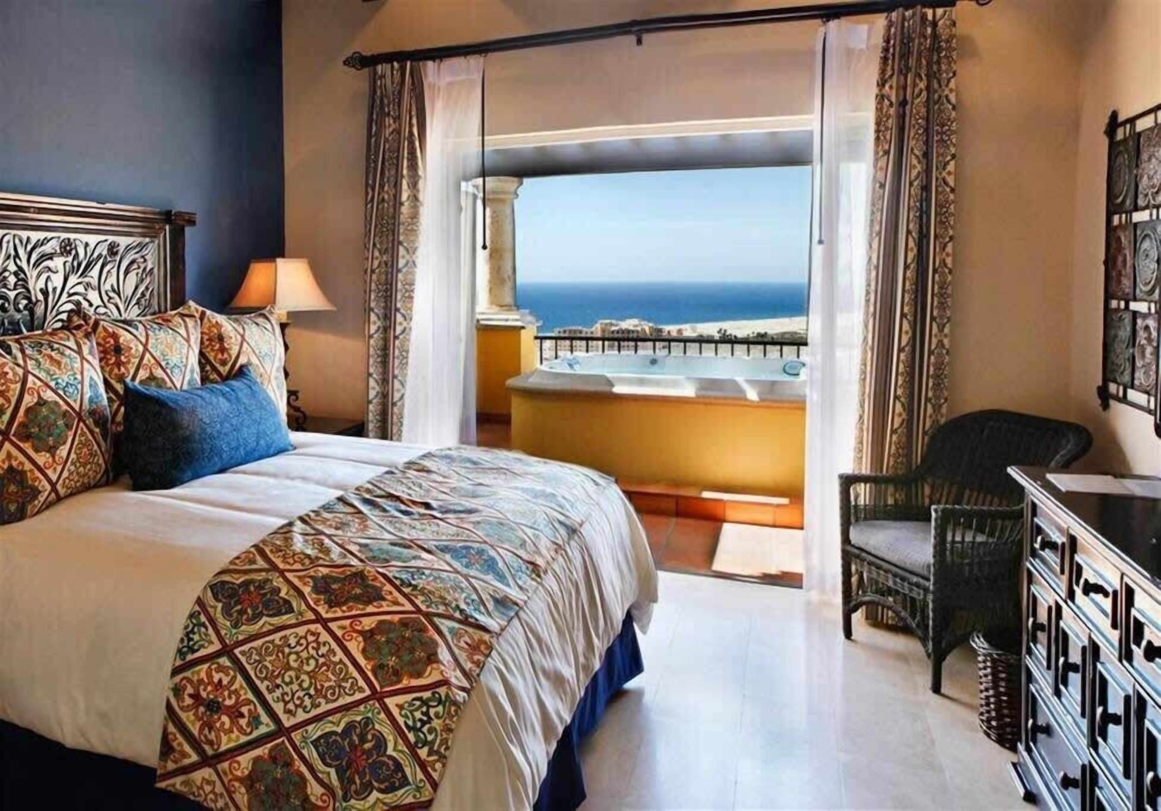 9 bedrooms, desk, iron/ironing board, WiFi