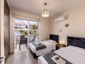 2 bedrooms, iron/ironing board, WiFi, bed sheets