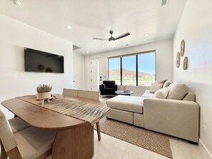 Televisión, oficina