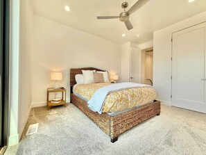3 bedrooms, iron/ironing board, travel cot, WiFi
