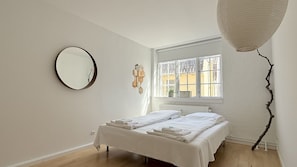 4 bedrooms, iron/ironing board, travel cot, free WiFi