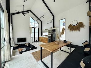 Villa Deluxe, 1 chambre, patio, vue piscine | Salle à manger