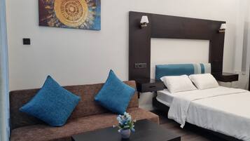 4 chambres, fer et planche Ă repasser, Wi-Fi, draps fournis