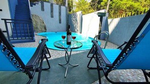 Pool - 4-bedroom villa in charming Kandy with AC, WiFi. Book now (Kandy)