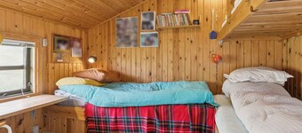 Summerhouse in peaceful surroundings