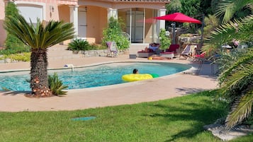 Comfort Villa | Terrace/patio