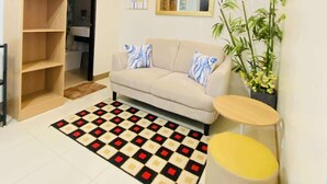 Unclassified image, 4 of 11, button - Room-stylish Yet Budget-friendly Iloilo (Iloilo)