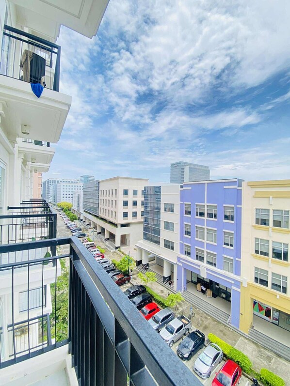 Room, 1 Bedroom, Balcony | Balcony