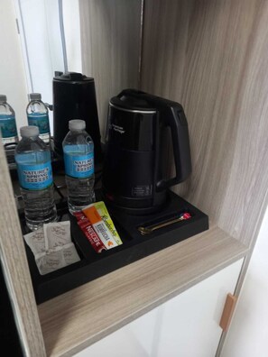 Kaffee und/oder Kaffeemaschine