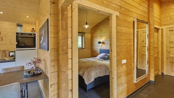 2 bedrooms, internet