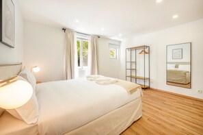 1 chambre, fer et planche à repasser, accès Internet, draps fournis