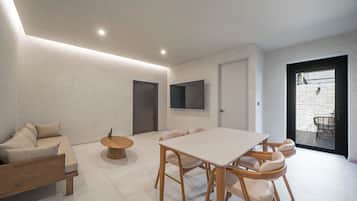 Signature Room, Multiple Beds, Sauna, City View | Premium bedding, in-room safe, desk, laptop workspace