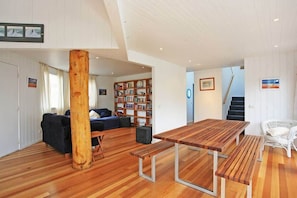 Interior - Coastal Hideaway I Pet Friendly I Walk to Shops (Aireys Inlet)