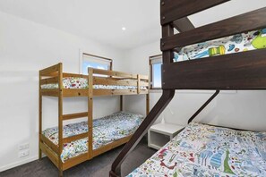 3 bedrooms, WiFi