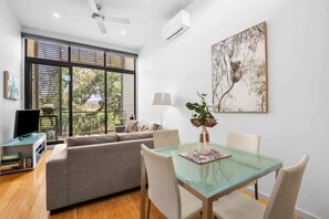 Interior - Inlet Apartment I Walk to beach, cafes and more (Aireys Inlet)