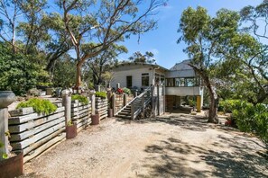 Exterior - Hideaway On Harvey I Ocean Views I Walk to Beach (Anglesea)