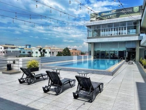 Alltrue Sydney Hotel Batam Center