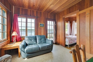 2 bedrooms, Internet, bed sheets