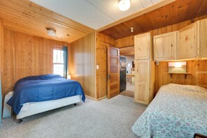 4 bedrooms, Internet, bed sheets