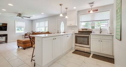 1/2 Mi to Beach: Family Retreat in Old Lyme!